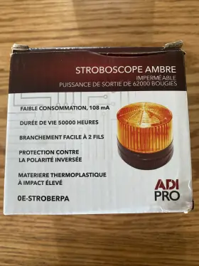 0e-stroberpa Adi Pro Formally Wbox W Box Rainproof Strobe - Amber