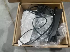 Ibr900-1200m-b Cradlepoint E3000 Wireless Router With Antenna Cords