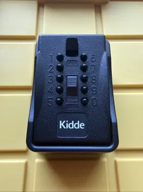 Kidde 090928012674 Keysafe Pushbutton Combination Keybox New Never Used