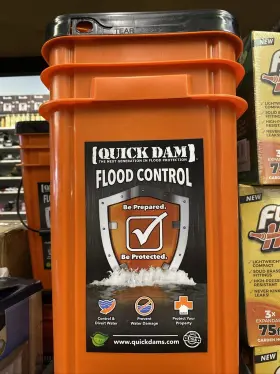 Quick Dam 810959022073 Water Activated Flood Control 5ft 10ft