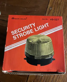 49-527 Radio Shack - Vintage Yellow Home Security Strobe Light #49-527 Safe House