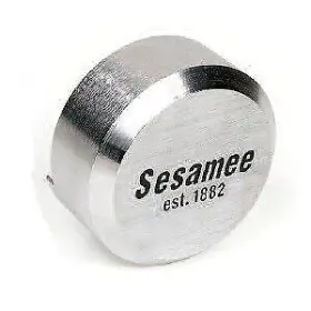 93002-kd Sesamee 930kd Box Kd Rekeyable Solid Steel Hidden Shackle 2-7/8-inch Wide