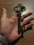 Cast Iron Key Victorian Skeleton Metal English Paperweight Church Cathedral Gift. Fixed Price $17.76.