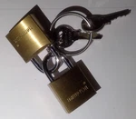 New (2X) Hampton Solid Brass Padlocks, Keyed The Same. Fixed Price $6.00.