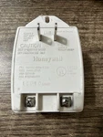 Honeywell Ademco K10145WH 9VAC 25VA Transformer Plug-in Lynx Alarm "L3000 L5000. Fixed Price $19.25.