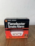 Vintage Black & Decker Professional Flamebuster Smoke Alarm SMK6D New. Fixed Price $23.99.